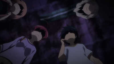 魔王、学校の階段を昇る